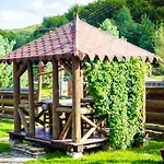 Tsisarske Urochyshe Holiday park Rozgirche