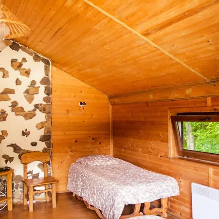 Tsisarske Urochyshe *